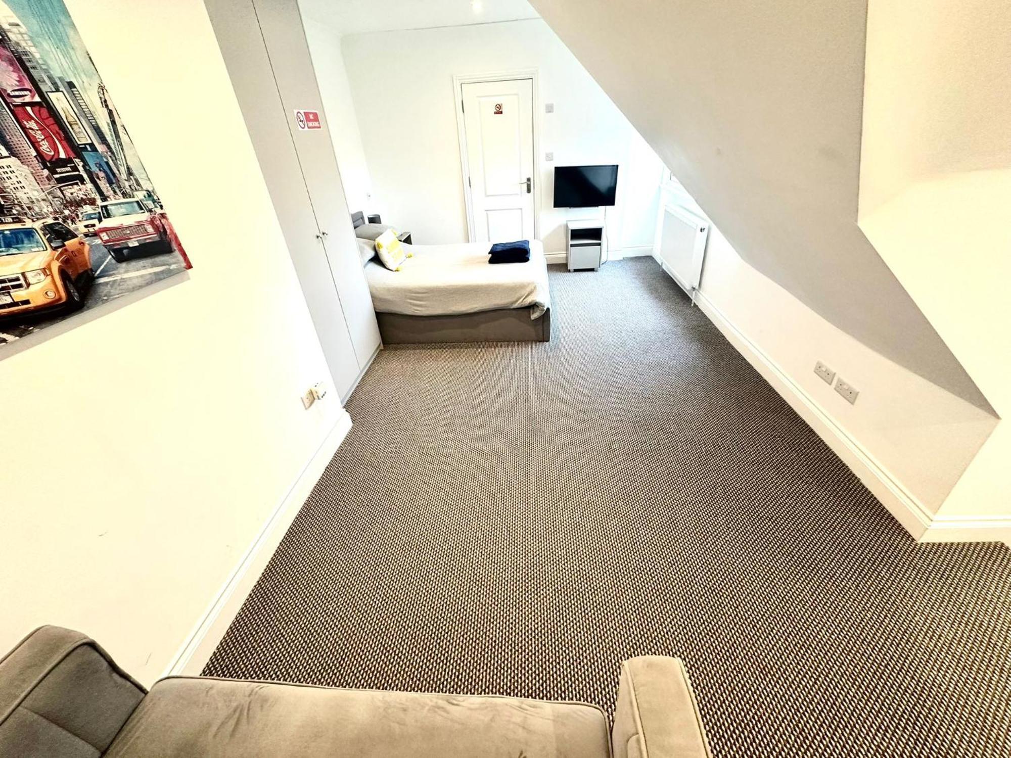 Stylish Modern, Private Apartment,15 Mins To Central London Hendon Dış mekan fotoğraf