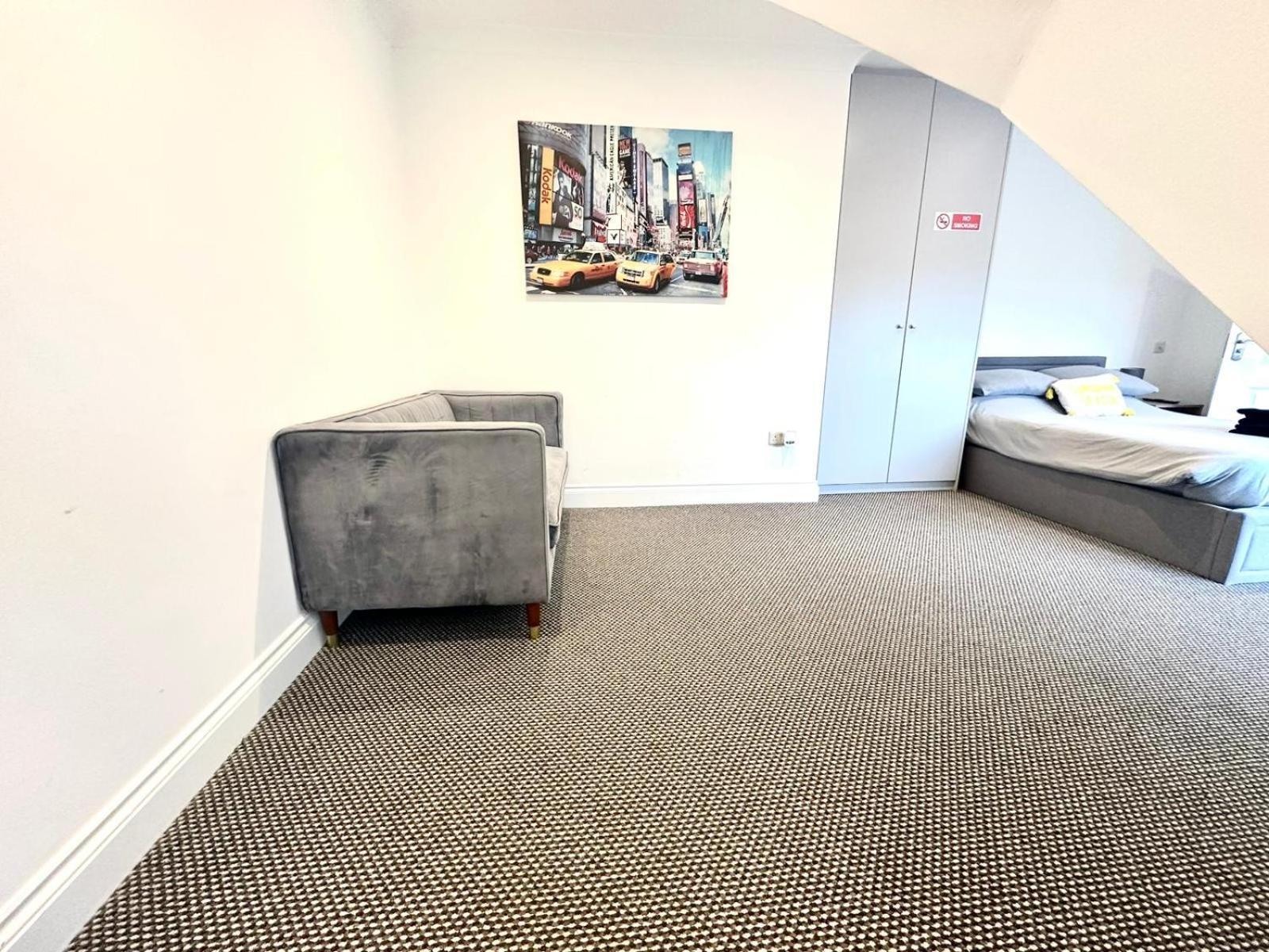 Stylish Modern, Private Apartment,15 Mins To Central London Hendon Dış mekan fotoğraf